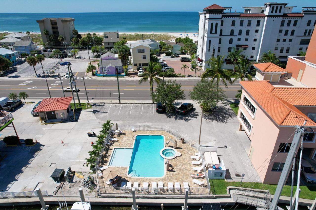 Madeira Bay Resort 508 St. Pete Beach Exterior photo